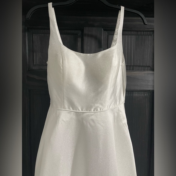 NWT Lulu's | Women’s Endless Amore White A-Line Gown with Pockets Size 10 - Picture 8 of 15